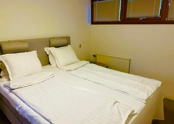 Cozy Home With Garden In Malmoe - Two Double Beds Room